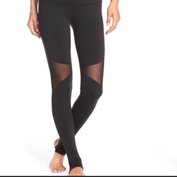 athleta relay tight
